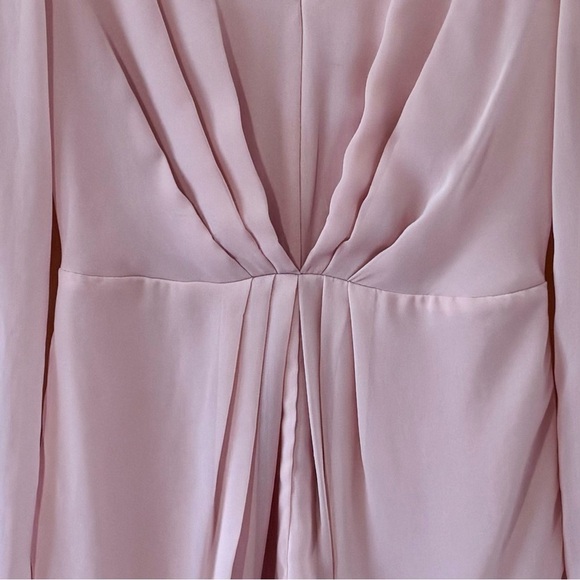 TOPSHOP| Enchanting Pale Pink V-Neck Chiffon Shorts Romper w/Long Sleeves Sz 4 - Picture 2 of 8